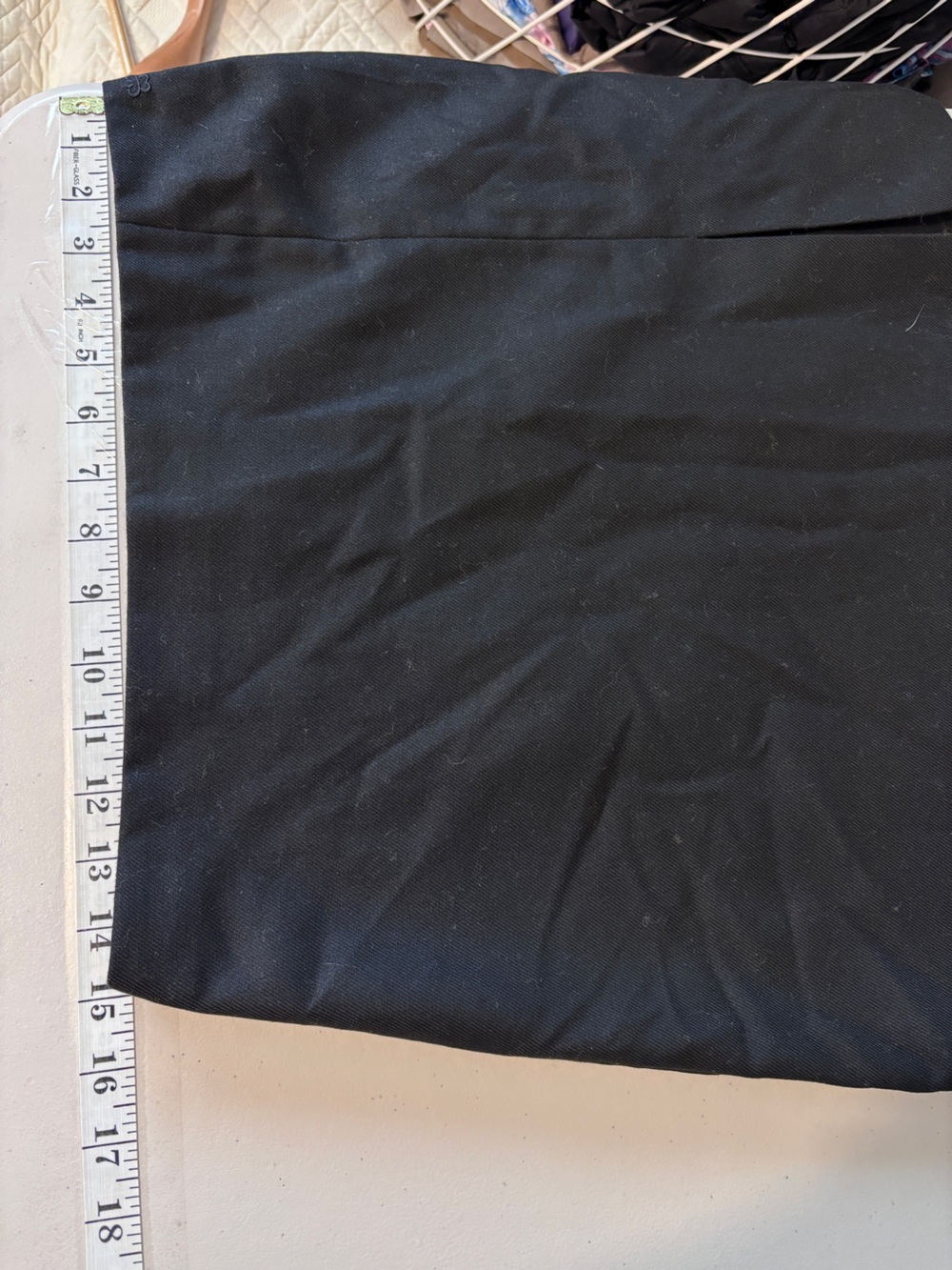 Aritzia Sunday Best Black Mini Skirt Size 8 Preppy Minimalist Elevated Basic - Picture 6 of 9